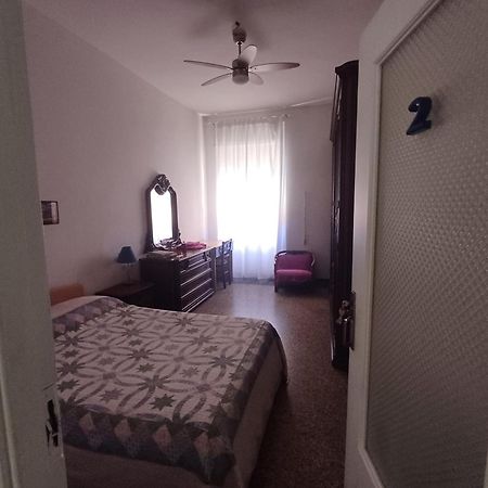 Super Central Rooms Con Uso Cucina Cagliari Exterior photo