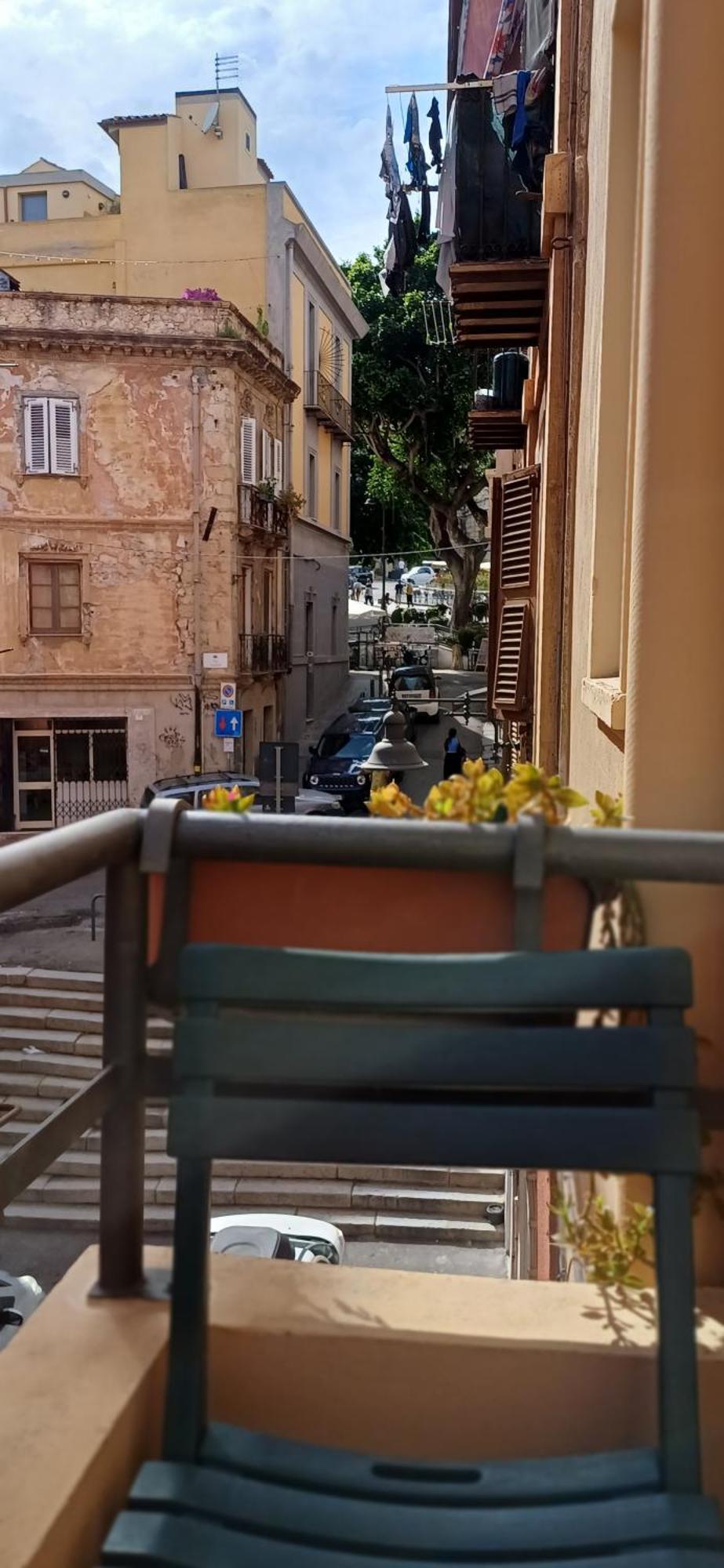 Super Central Rooms Con Uso Cucina Cagliari Exterior photo